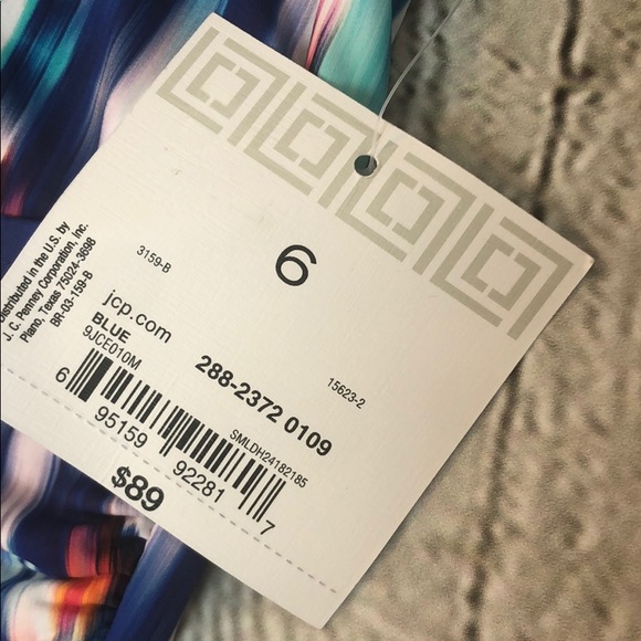 Liz Claiborne One Piece Swimsuit - Picture 5 of 9